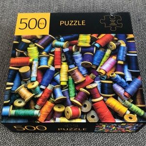 New 500-piece puzzle bobbins of all shapes & sizes  adorned with colorful thread